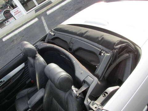 2004 Ford Thunderbird Deluxe