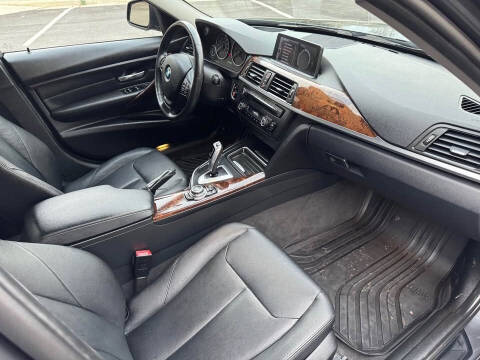 2013 BMW 3 Series 328i xDrive