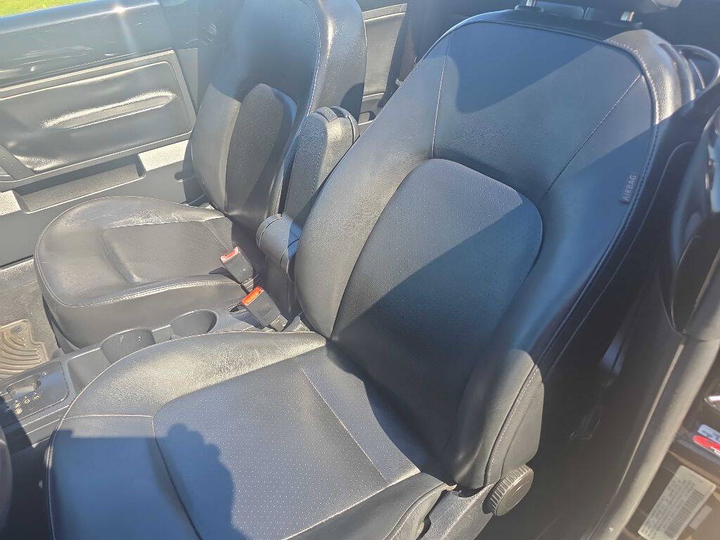 2008 Volkswagen New Beetle Convertible 34