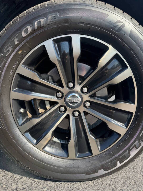 2017 Nissan Armada Platinum