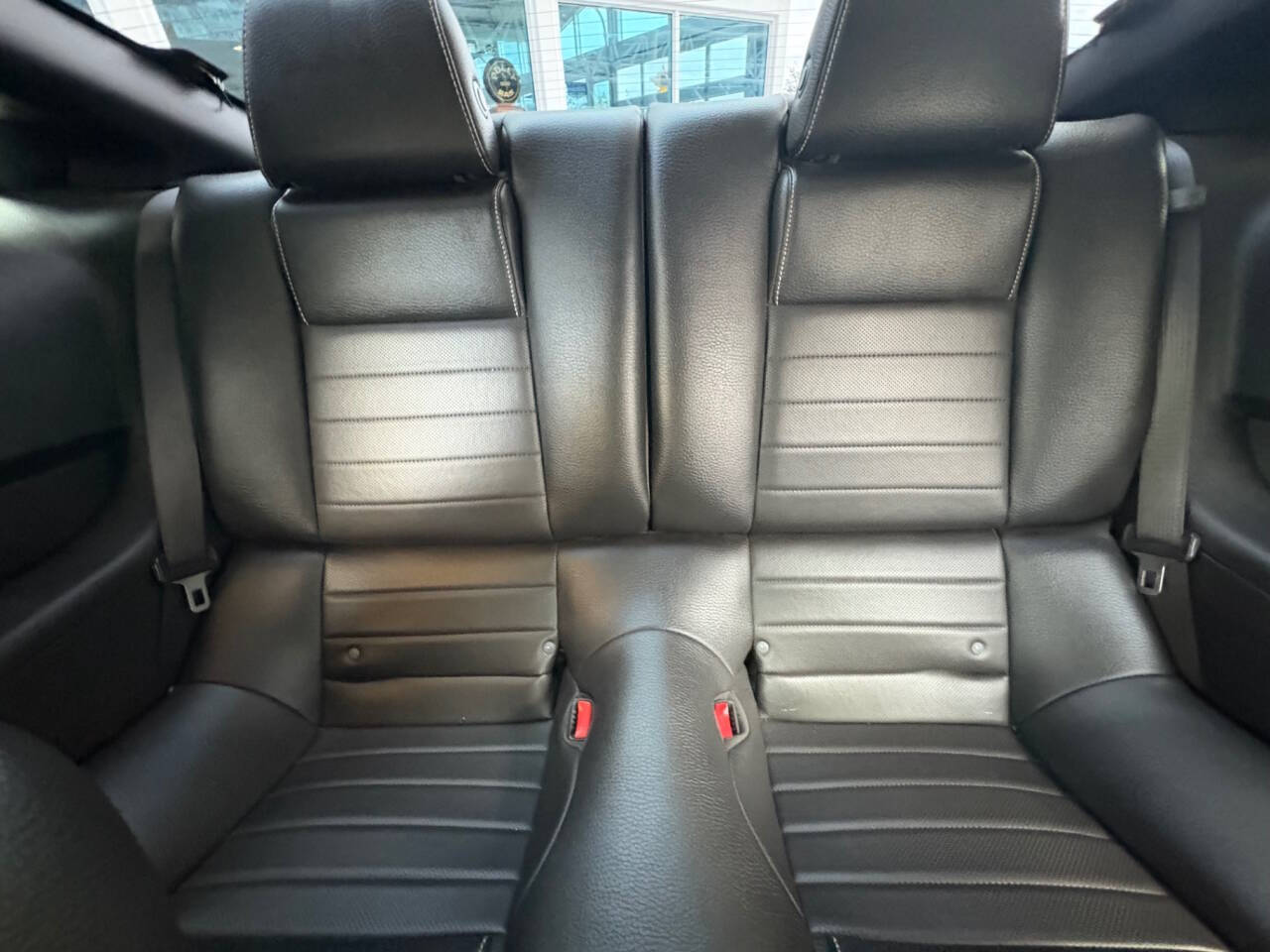 2011 Ford Mustang 29