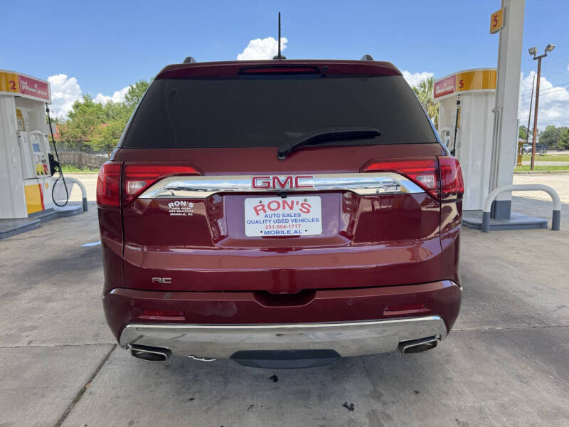 2017 GMC Acadia Denali