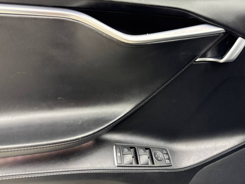 2017 Tesla Model S 75D