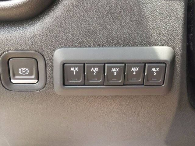 2024 GMC Sierra 3500HD CC Pro