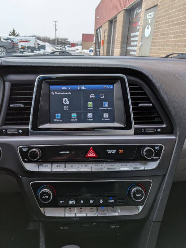 2019 Hyundai Sonata Hybrid SE