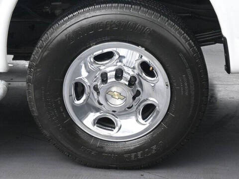 2024 Chevrolet Express 2500