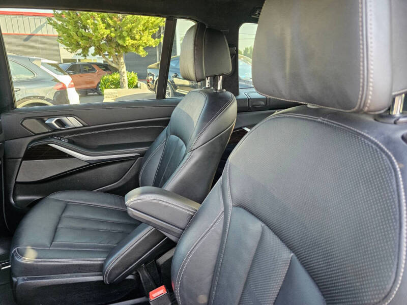 2020 BMW X7 xDrive40i