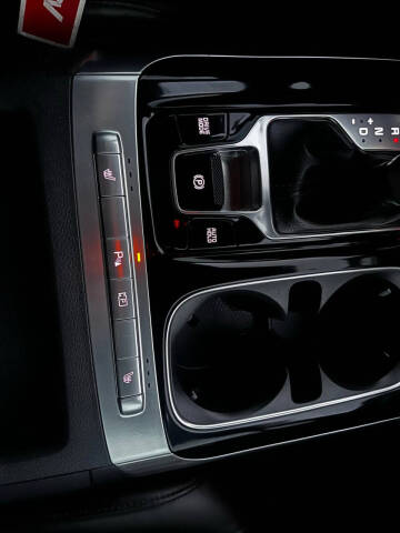 2022 Kia Carnival EX