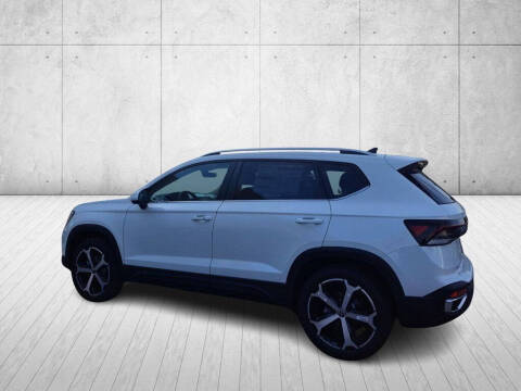 2025 Volkswagen Taos SEL 4Motion