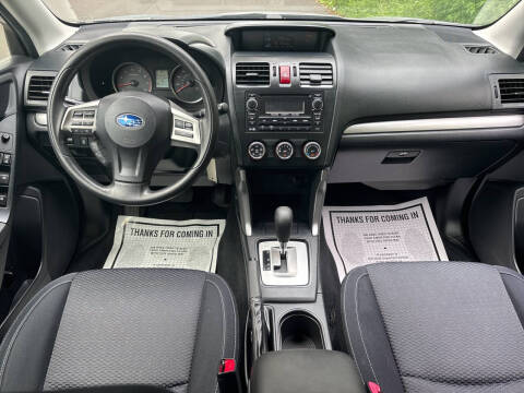 2015 Subaru Forester 2.5i