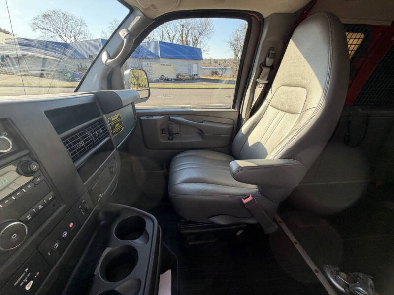 2015 GMC Savana LS 2500