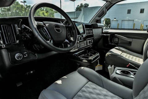 2025 GMC Savana 2500