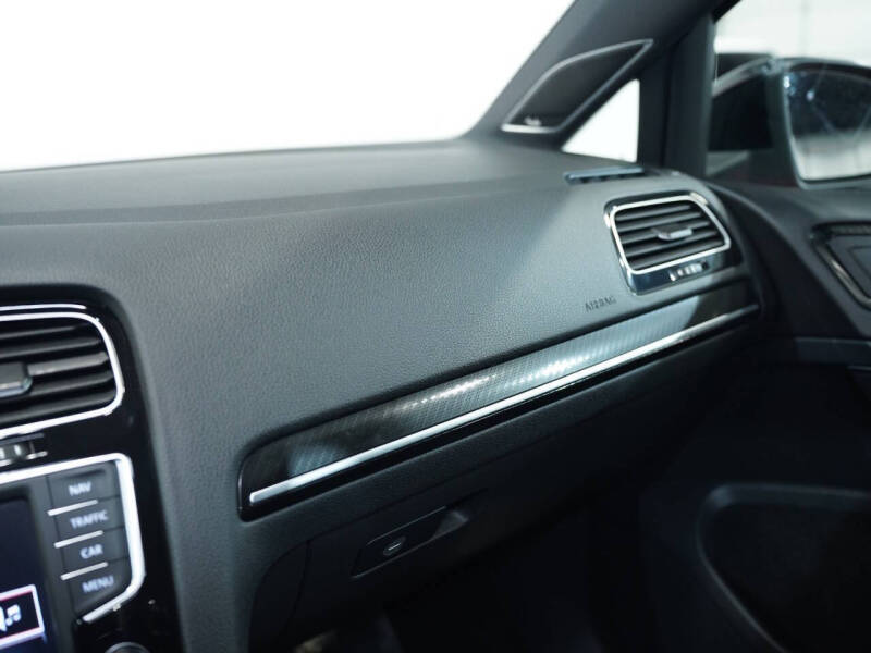 2016 Volkswagen Golf R 4Motion