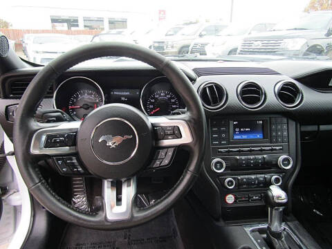 2015 Ford Mustang V6