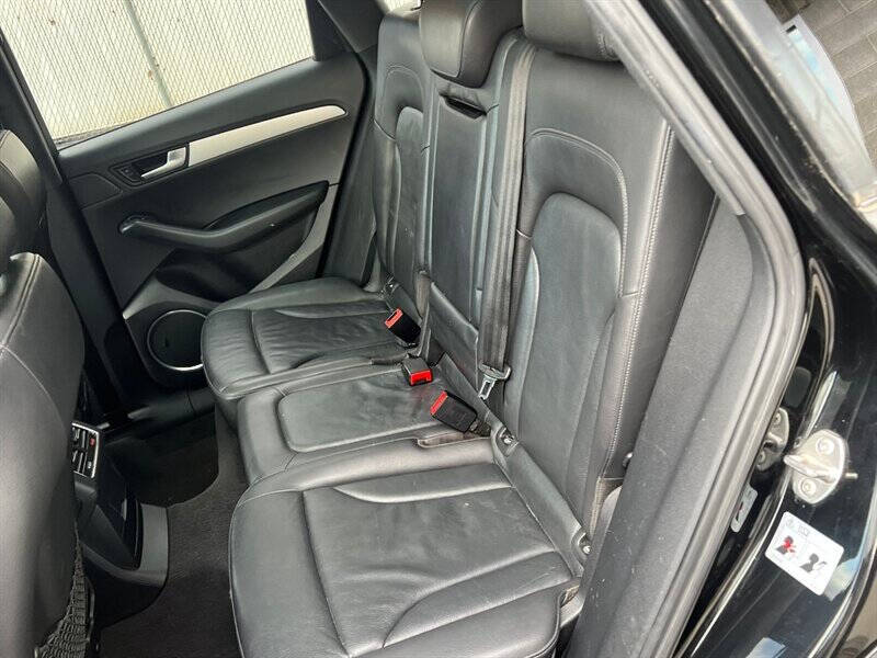 2012 Audi Q5 3.2 quattro Premium Plus