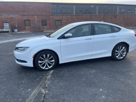 2016 Chrysler 200 S