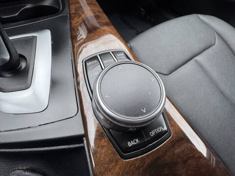 2018 BMW 3 Series 320i xDrive