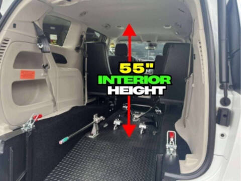 2024 Chrysler Voyager LX