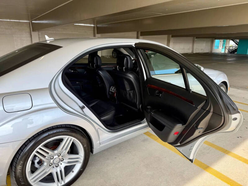 2011 Mercedes-Benz S-Class S 550