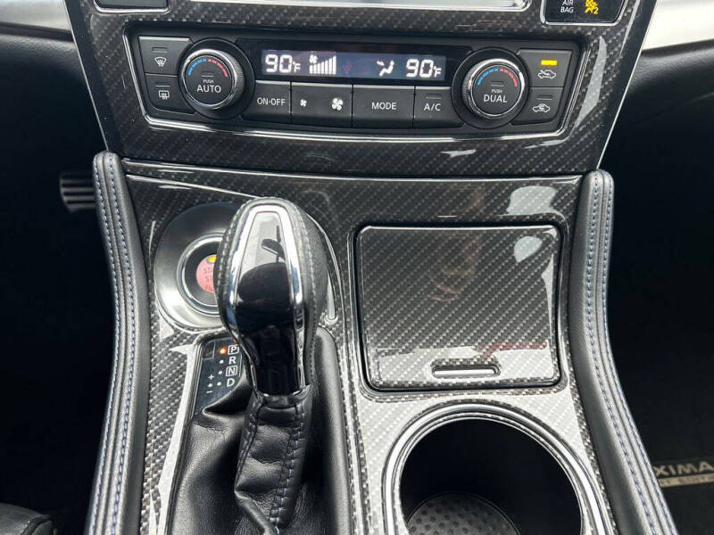 2017 Nissan Maxima 3.5 SR