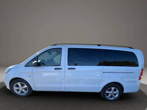 2017 Mercedes-Benz Metris