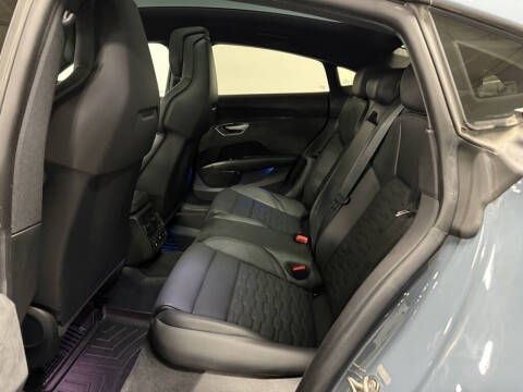 2022 Audi e-tron GT quattro Prestige