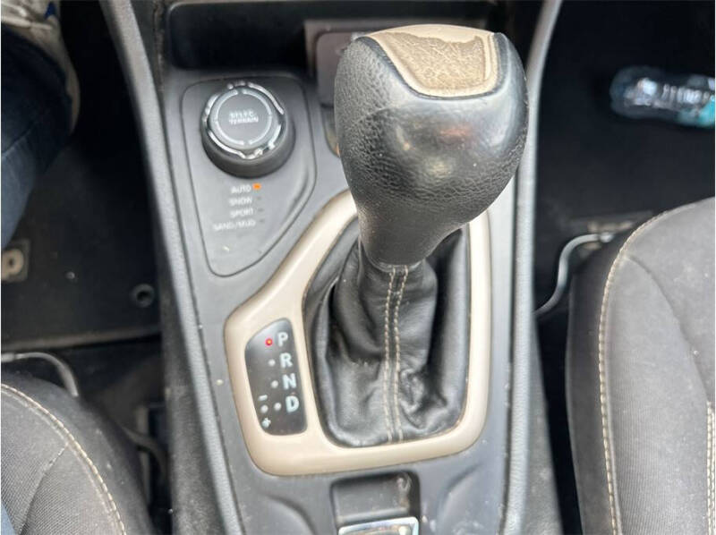 2016 Jeep Cherokee