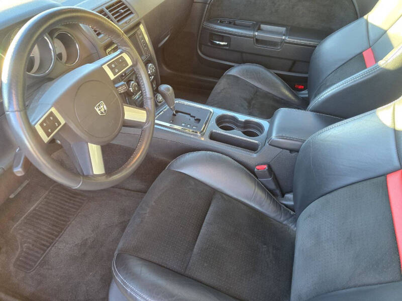 2010 Dodge Challenger SRT8