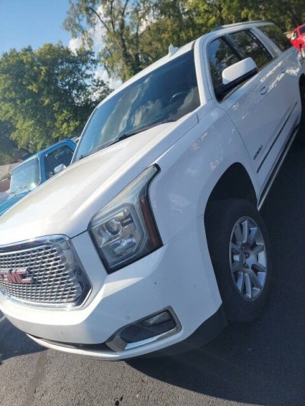 Used 2015 GMC Yukon XL Denali with VIN 1GKS2JKJ3FR649363 for sale in Columbia, TN