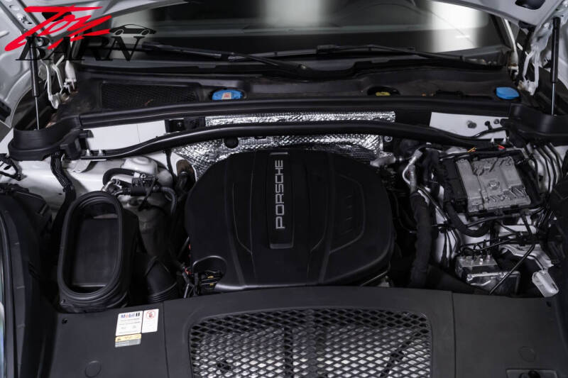 2021 Porsche Macan