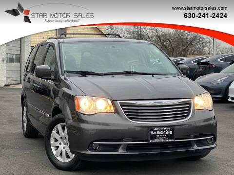 2015 Chrysler Town and Country for sale at Star Motor Sales in Downers Grove IL