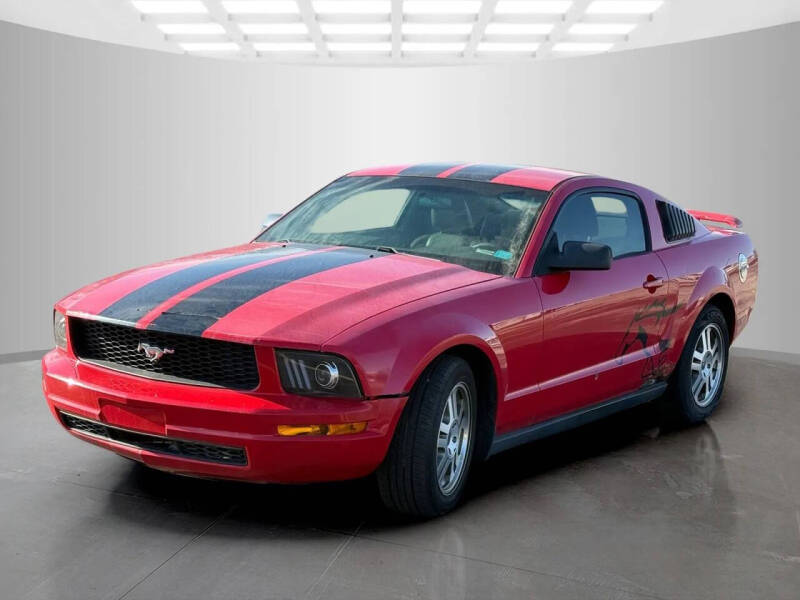 2005 Ford Mustang V6 Deluxe