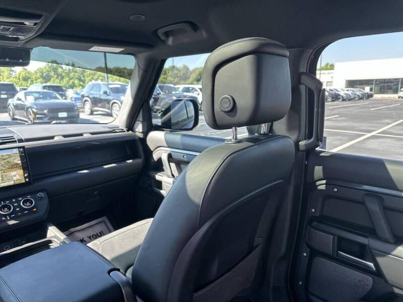 2023 Land Rover Defender