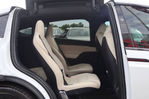 2022 Tesla Model X Plaid