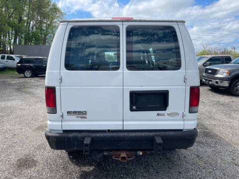 2012 Ford E-Series E-250