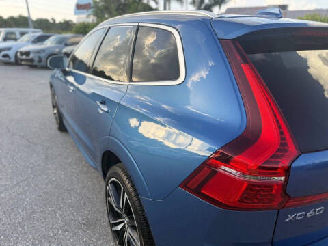 2018 Volvo XC60 T8 eAWD R-Design