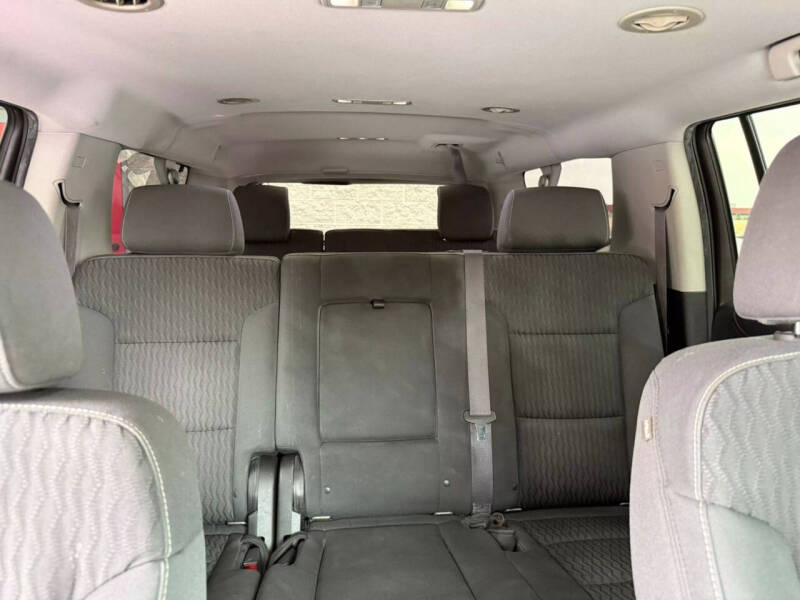 2015 Chevrolet Suburban LS