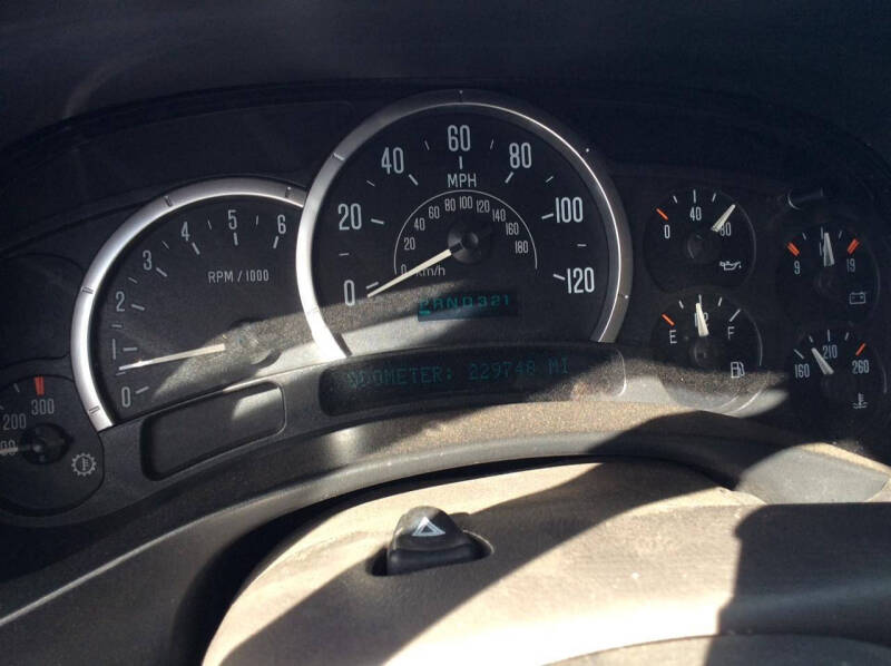 2003 Cadillac Escalade