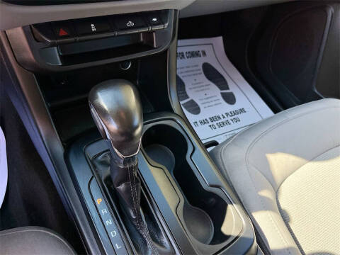 2022 GMC Canyon Elevation Standard