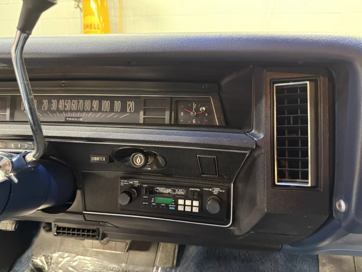 1974 Chevrolet Impala 35