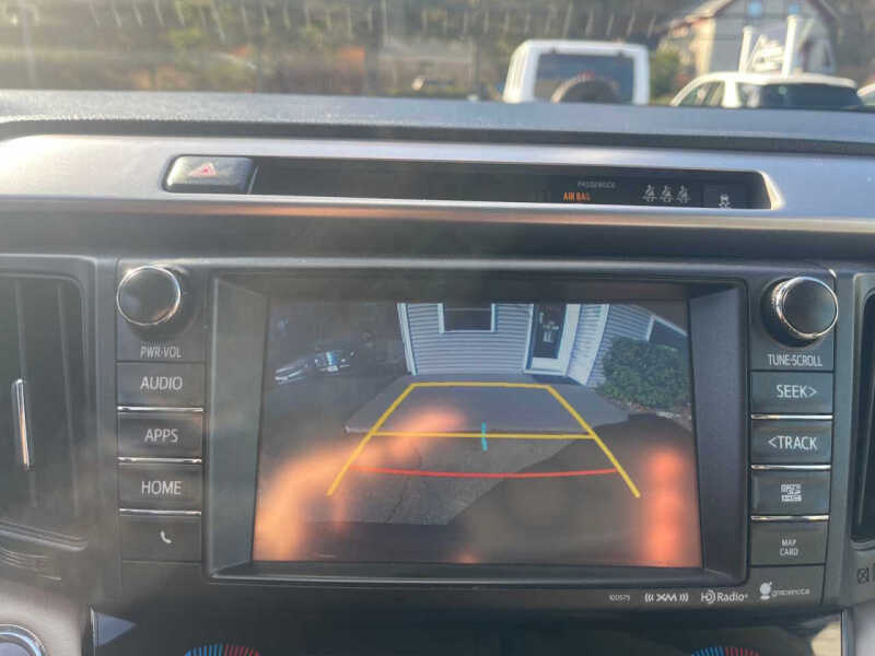 2017 Toyota RAV4 Hybrid XLE