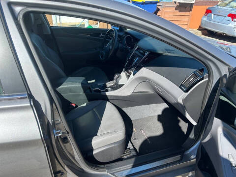 2013 Hyundai Sonata SE