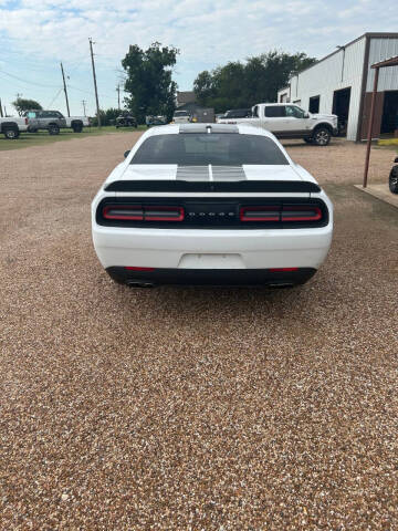 2016 Dodge Challenger SXT