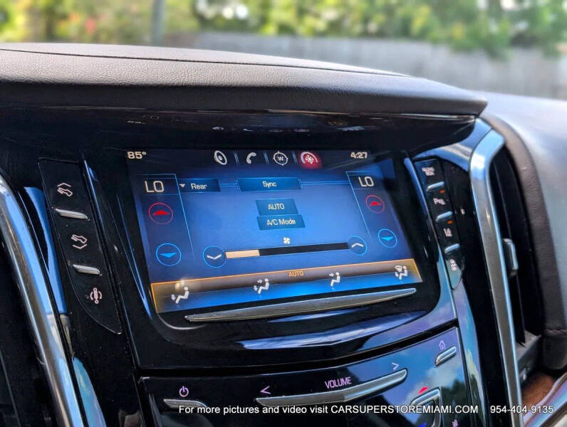 2015 Cadillac Escalade Luxury