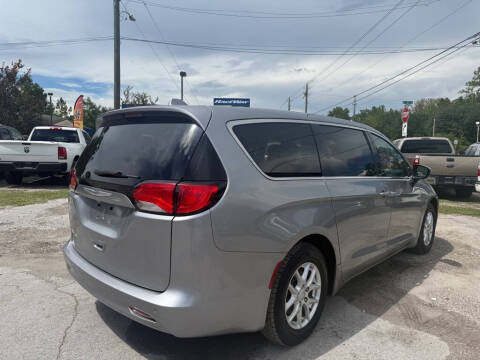 2017 Chrysler Pacifica Touring