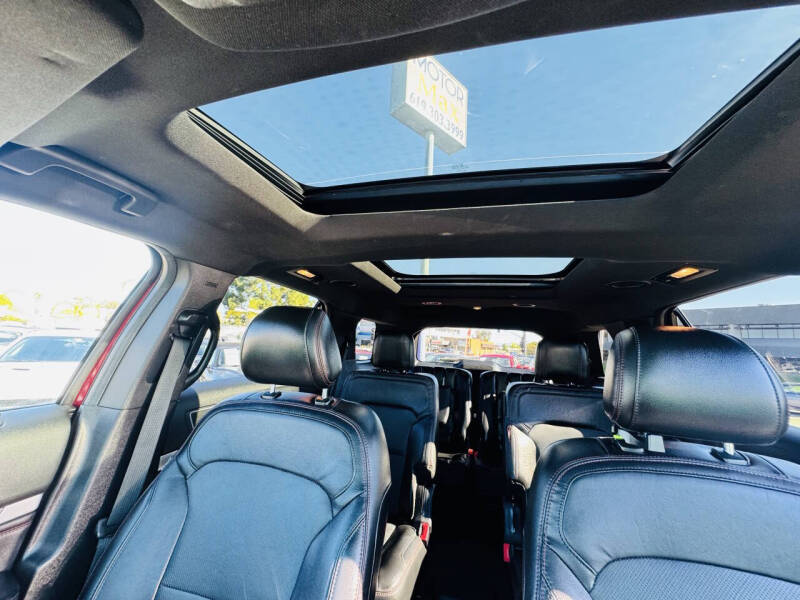 2017 Ford Explorer Sport