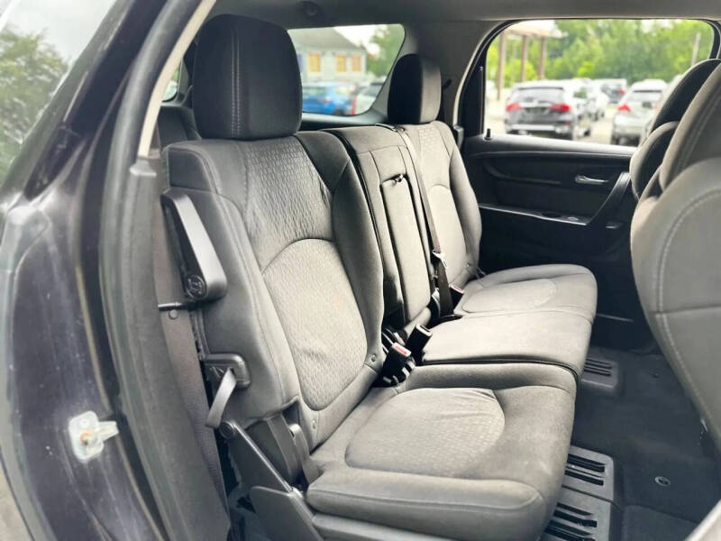 2016 GMC Acadia SLE-1