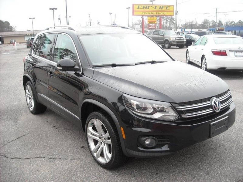 2012 Volkswagen Tiguan for sale at Luxury Auto Sales, Inc in Norfolk, VA