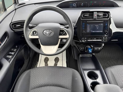 2017 Toyota Prius Two