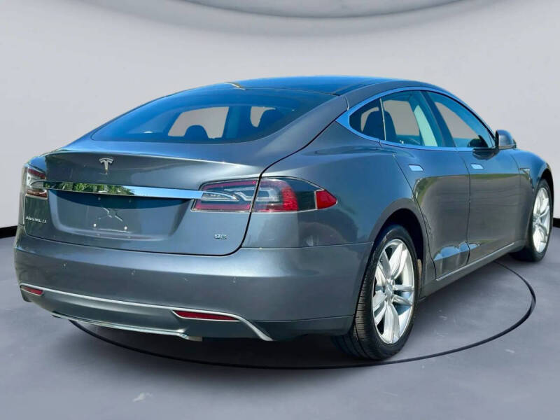 2014 Tesla Model S